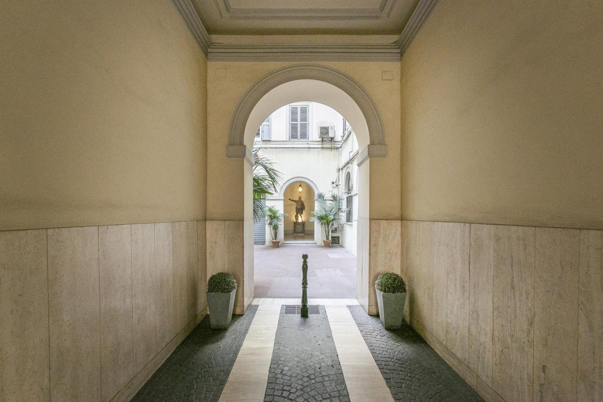 Attico Nel Cuore Di Roma Con Box Privato Per Auto Zewnętrze zdjęcie